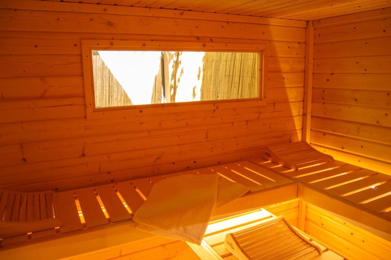 Wellnessoase Mitten In Der Wasserfallstadt Triberg تيبرغ المظهر الخارجي الصورة