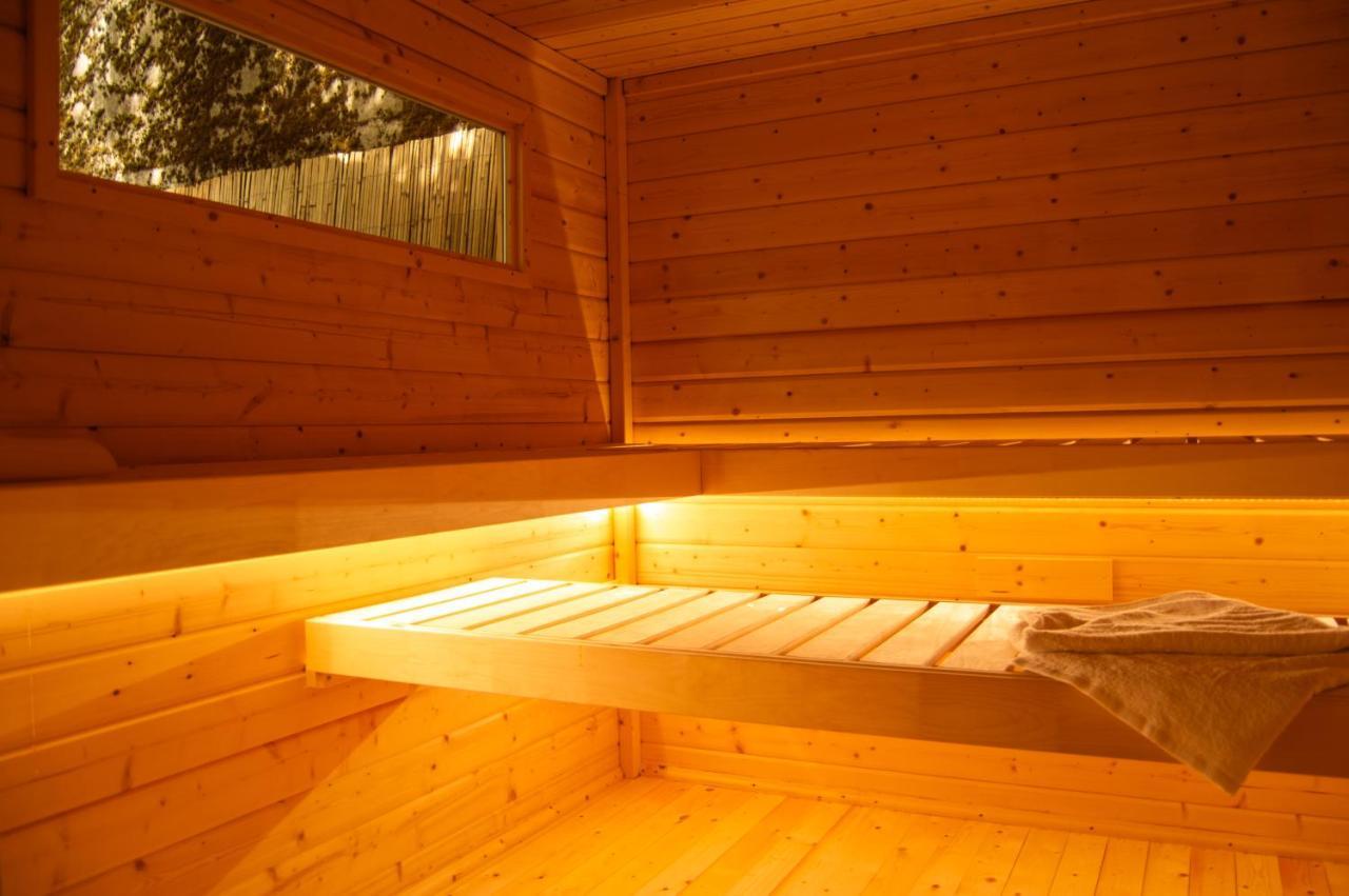 Wellnessoase Mitten In Der Wasserfallstadt Triberg تيبرغ المظهر الخارجي الصورة